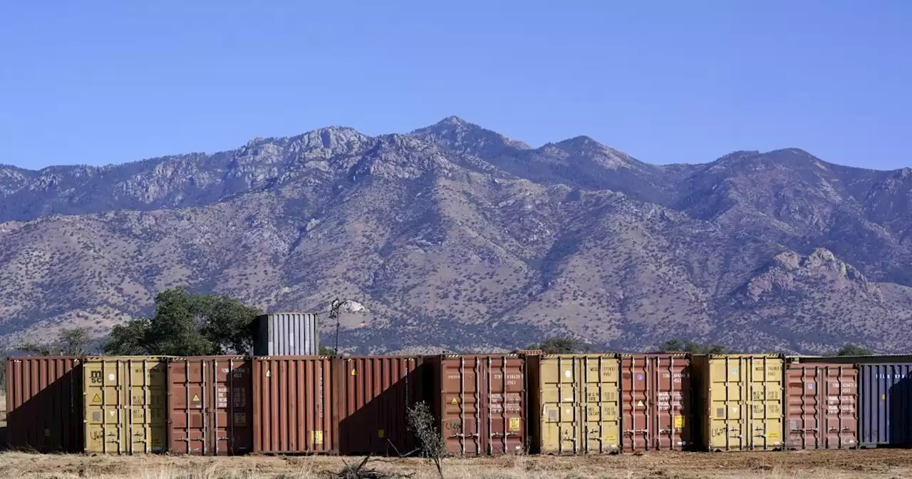 Pugna por el muro fronterizo de contenedores en Arizona termina con retiro de demandas federales