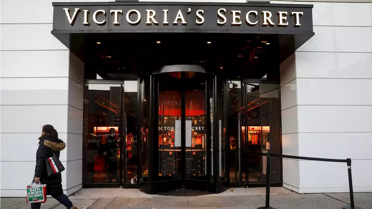 Suit Claims There’s More to ‘Victoria’s Secret Karen’ Story