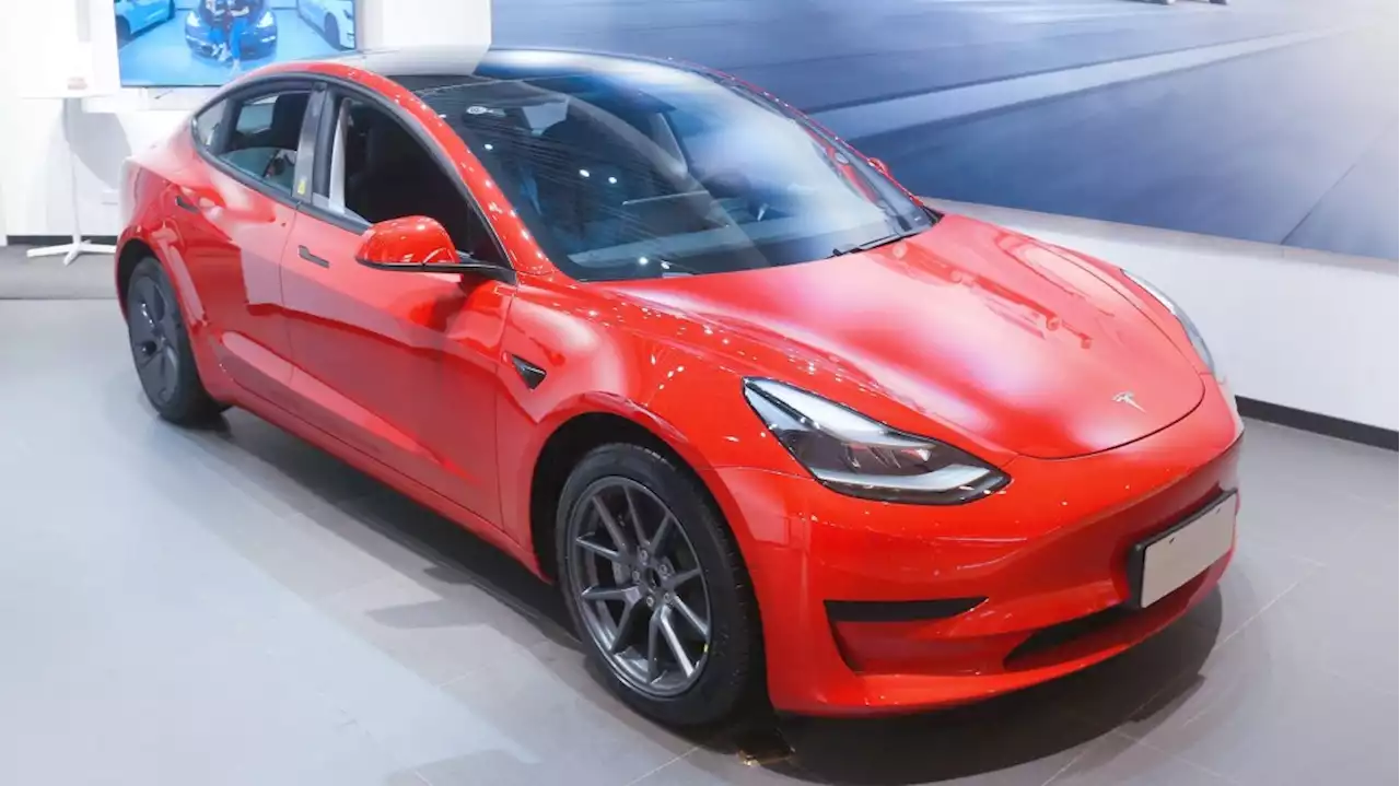 Tesla is giving away a free car to owners who get their friends to buy a Tesla