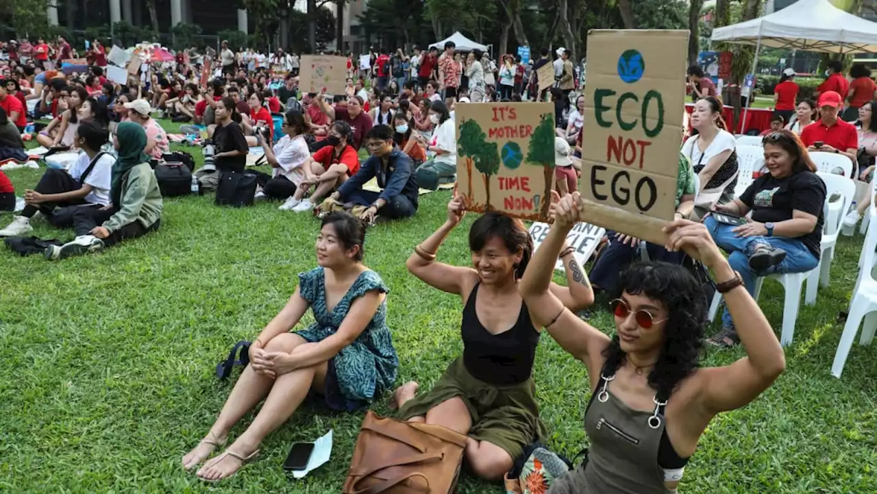 Over 1,400 attend SG Climate Rally highlighting pervasive impact of climate change