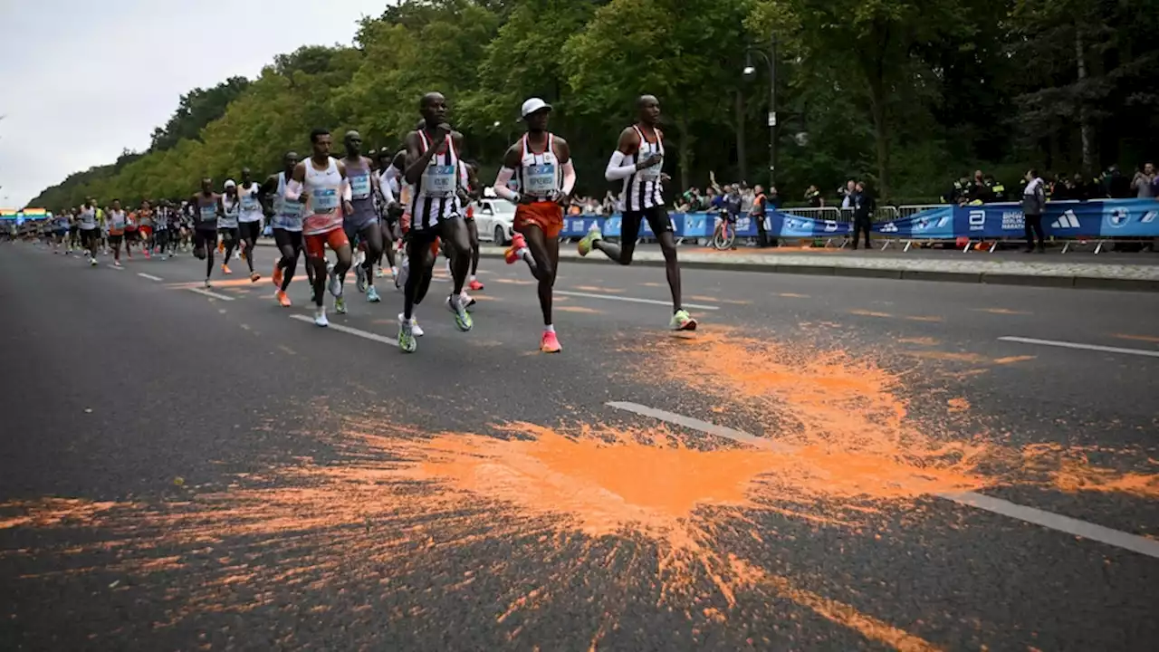 Tigst Assefa shatters the women's marathon world record by more than 2 minutes in Berlin