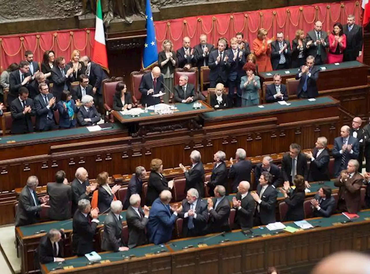 Quando Napolitano sferzò i partiti (e loro in Aula lo applaudirono)