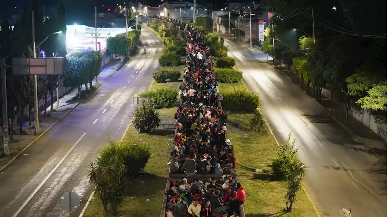 Migrants hoping to reach U.S. continue north through Mexico by train amid historic migration levels