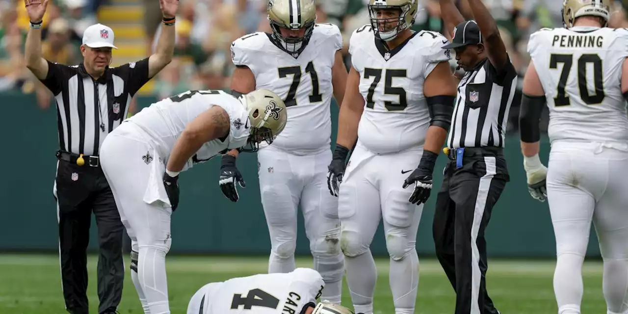 Saints lose 17-point fourth-quarter lead and starting QB Carr in 18-17 loss at Green Bay