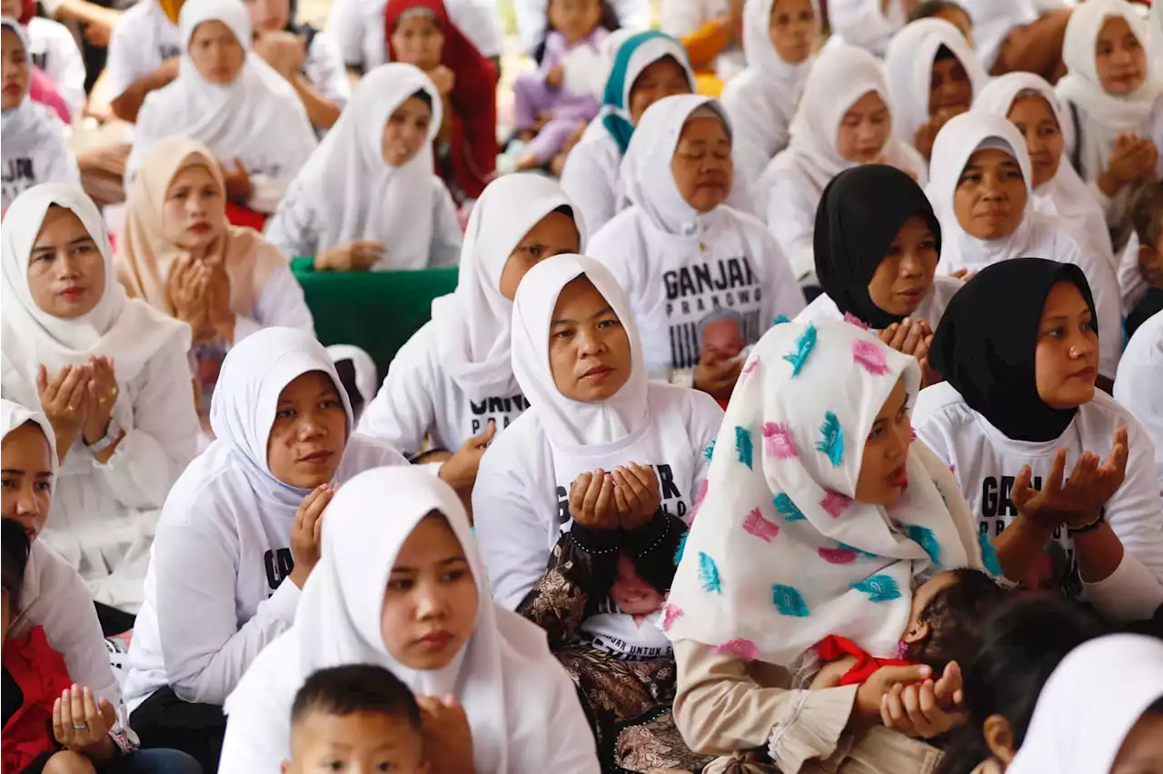 Sukarelawan Mak Ganjar Gelar Doa Bersama Untuk Meminta Hujan di Lebak