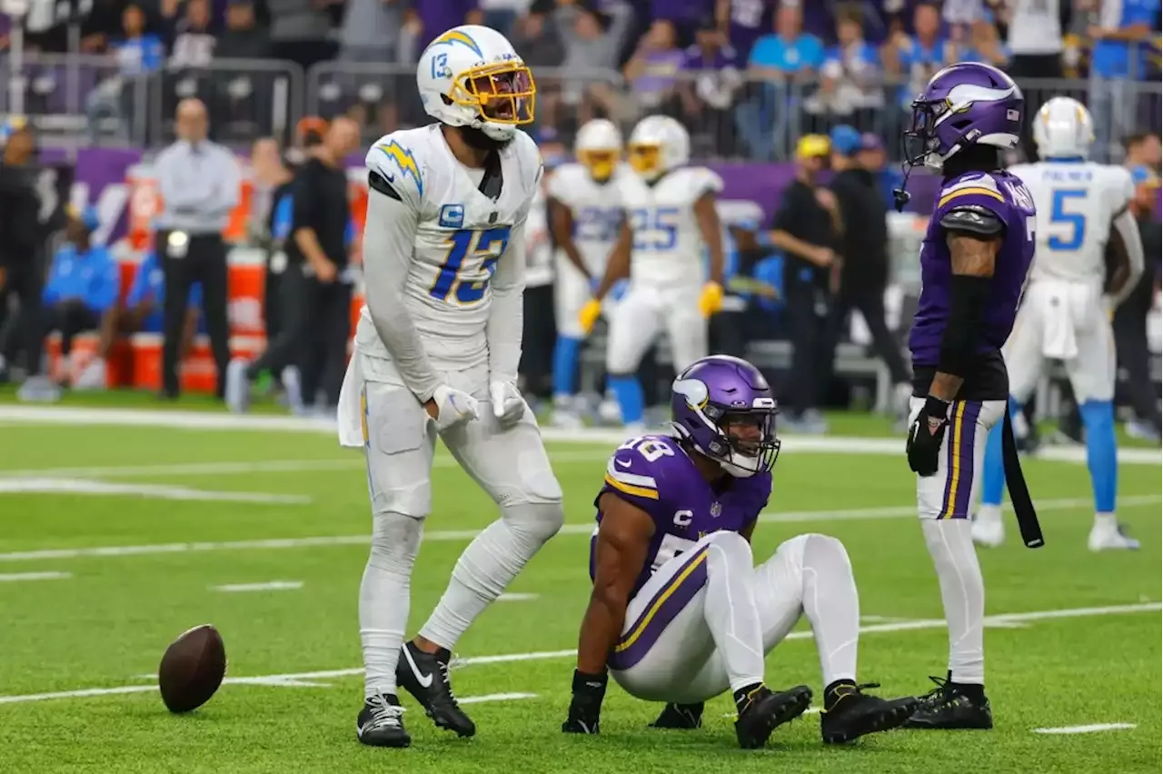 Chargers lose gamble, but still hold off Vikings for 1st victory of season  – Orange County Register