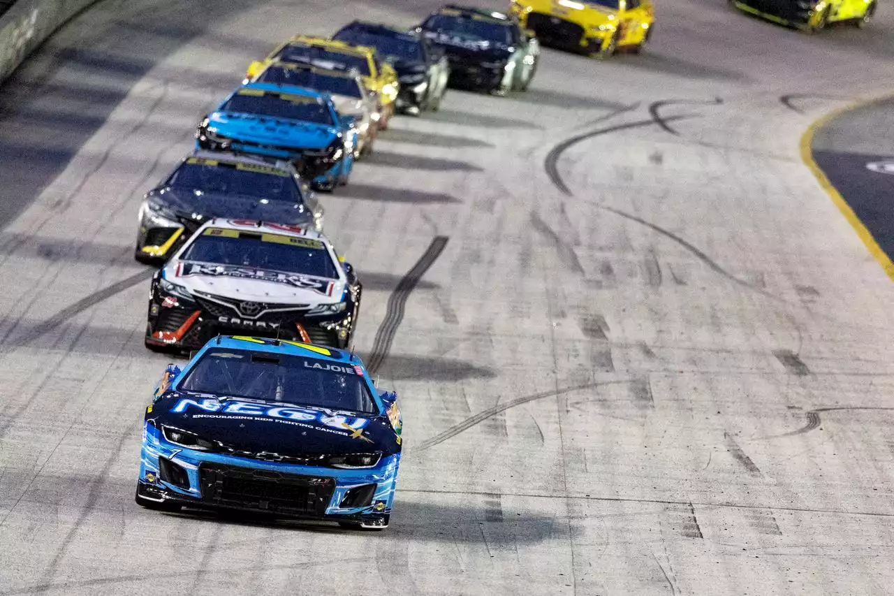 Autotrader EchoPark Automotive 400 FREE LIVE STREAM (9/24/23): Watch NASCAR Cup Series online