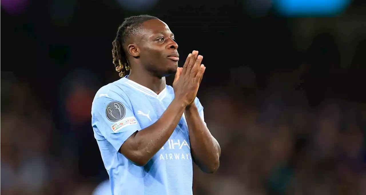 Manchester City : Guardiola compare Doku à deux anciens citizens