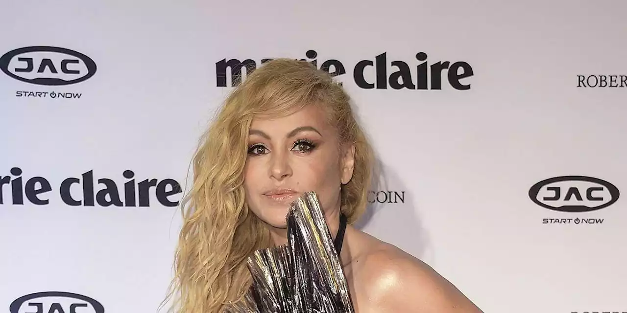 Paulina Rubio rompe en llanto en pleno concierto ¿qué sucedió?