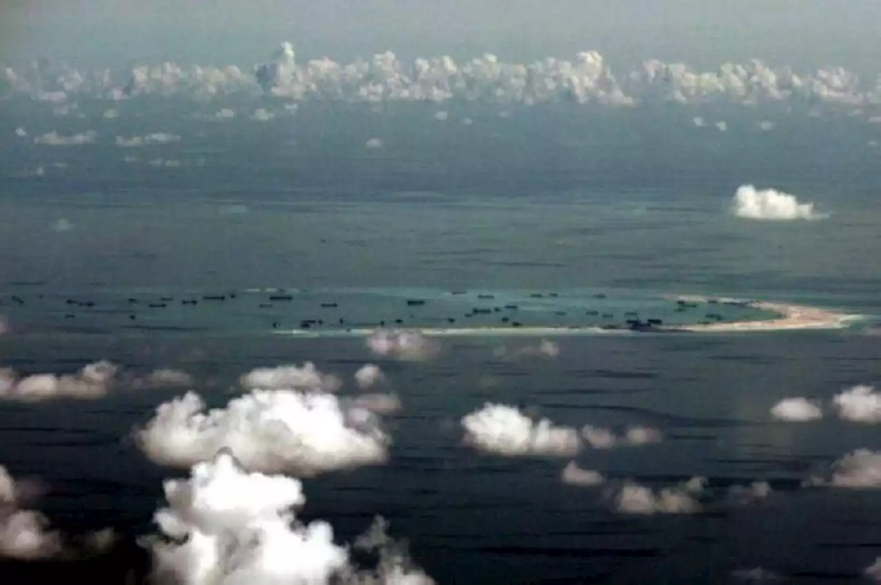 China installs floating barriers in Scarborough Shoal