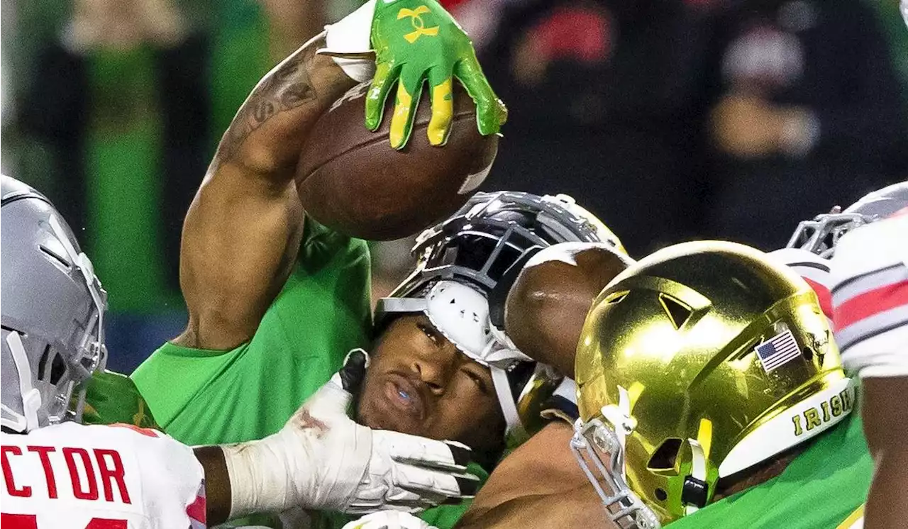 Frustrated Fighting Irish lament miscues that led to late loss against Buckeyes