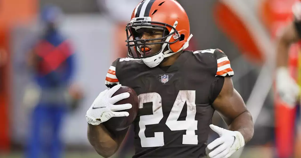 Sources: Browns RB Nick Chubb only believed to have torn MCL, other ligaments appear intact