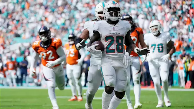 'This is embarrassing': Former Broncos players react to blowout loss to Dolphins