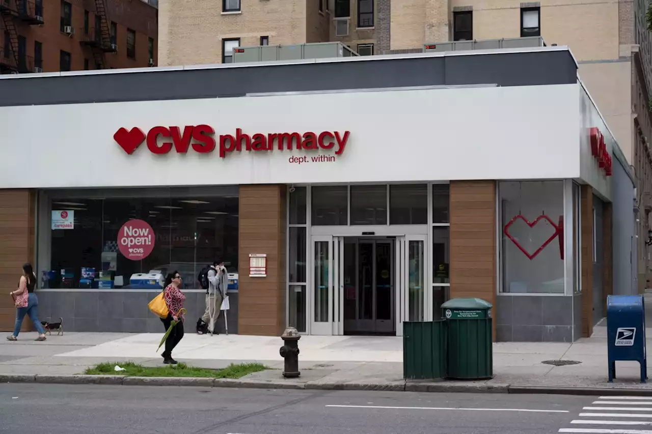 Shoppers Slam CVS and Walgreens for “Frustrating” Vaccine Rollout