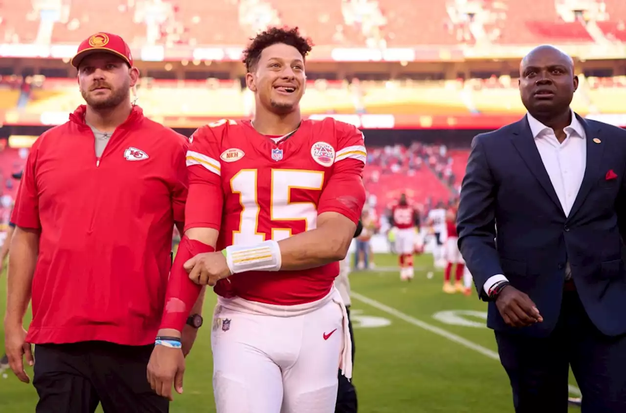 Patrick Mahomes Jokes He Felt ‘Pressure’ to Help Travis Kelce Impress Taylor Swift With a Touchdown