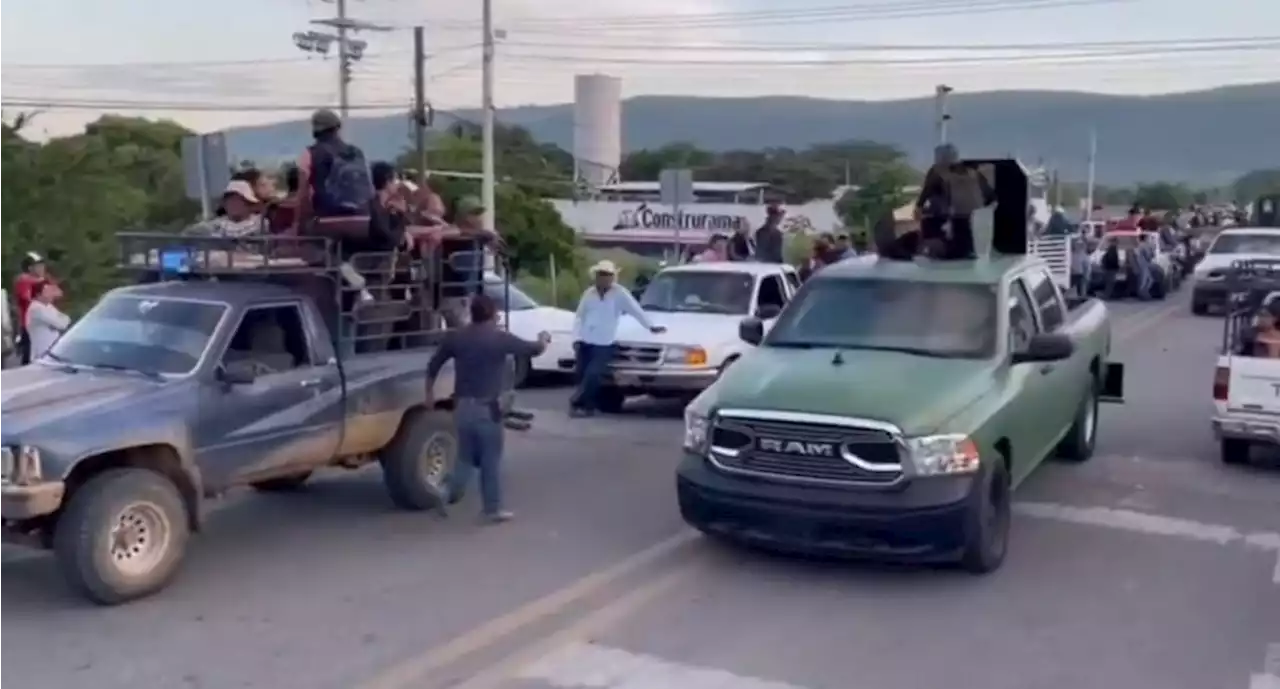 AMLO califica como “propaganda” el “desfile” de camionetas del CJNG en Chiapas