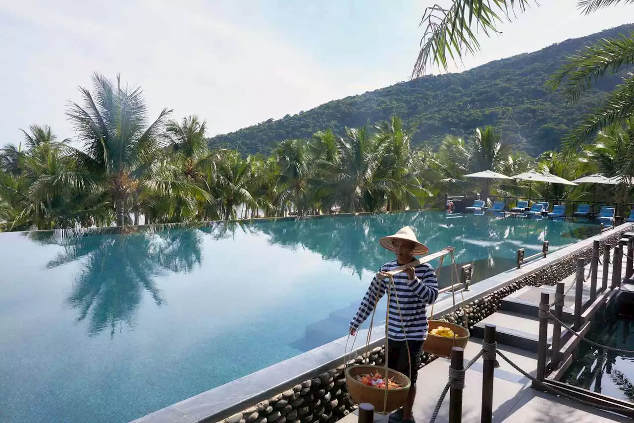 The Best Hotel Poolside Snack Is the Last One You'd Expect