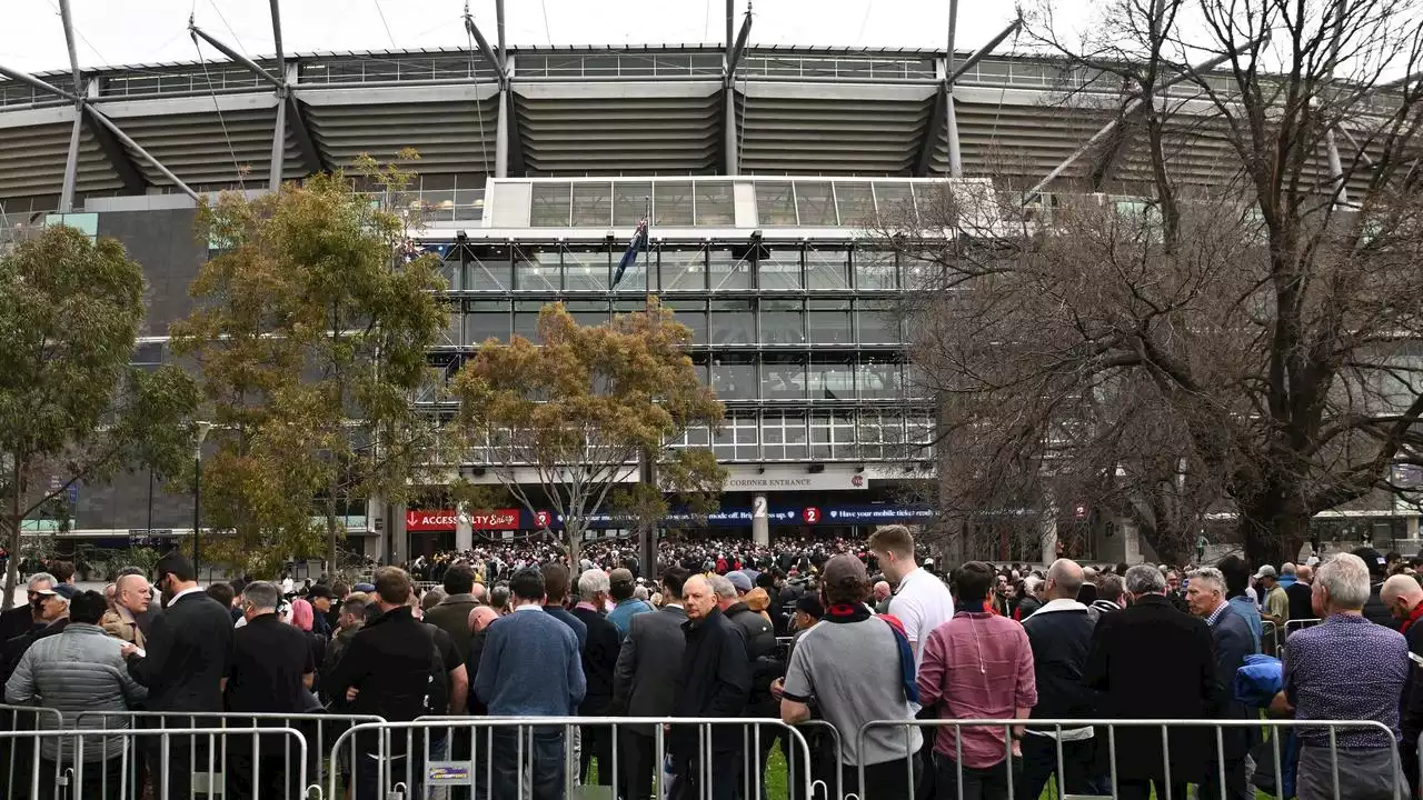 ‘Ridiculous situation’: AFL clubs’ membership ‘promises’ in spotlight after Grand Final ticket furore