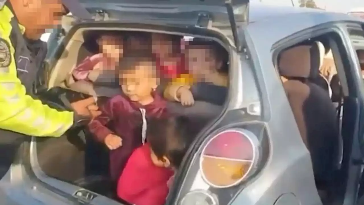 ¡Macabro hallazgo en Uzbekistán! Detienen a conductora con 25 niños a bordo