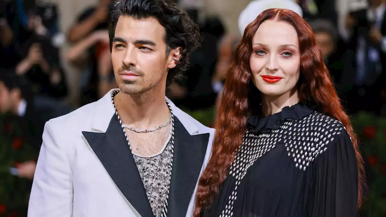 Joe Jonas and Sophie Turner's Kids Will Stay in New York for Now