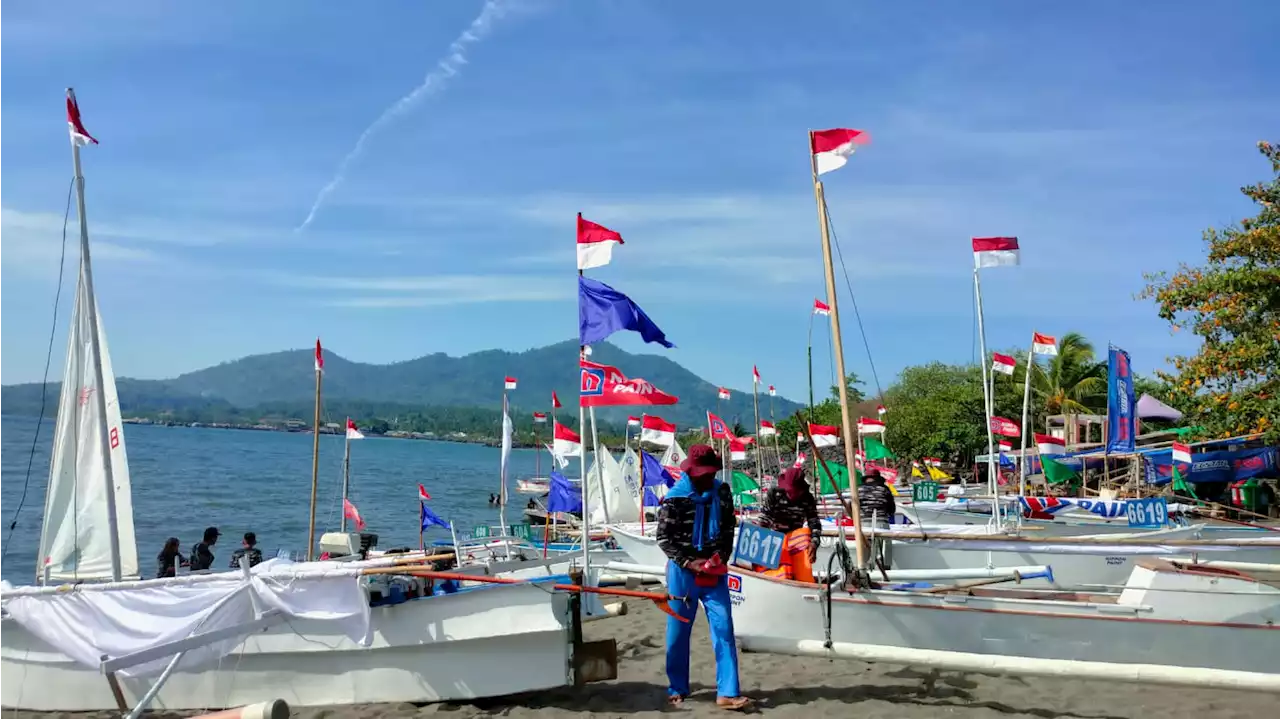 140 Nelayan Beraksi, Lomba Perahu Layar Sukses Digelar di Manado