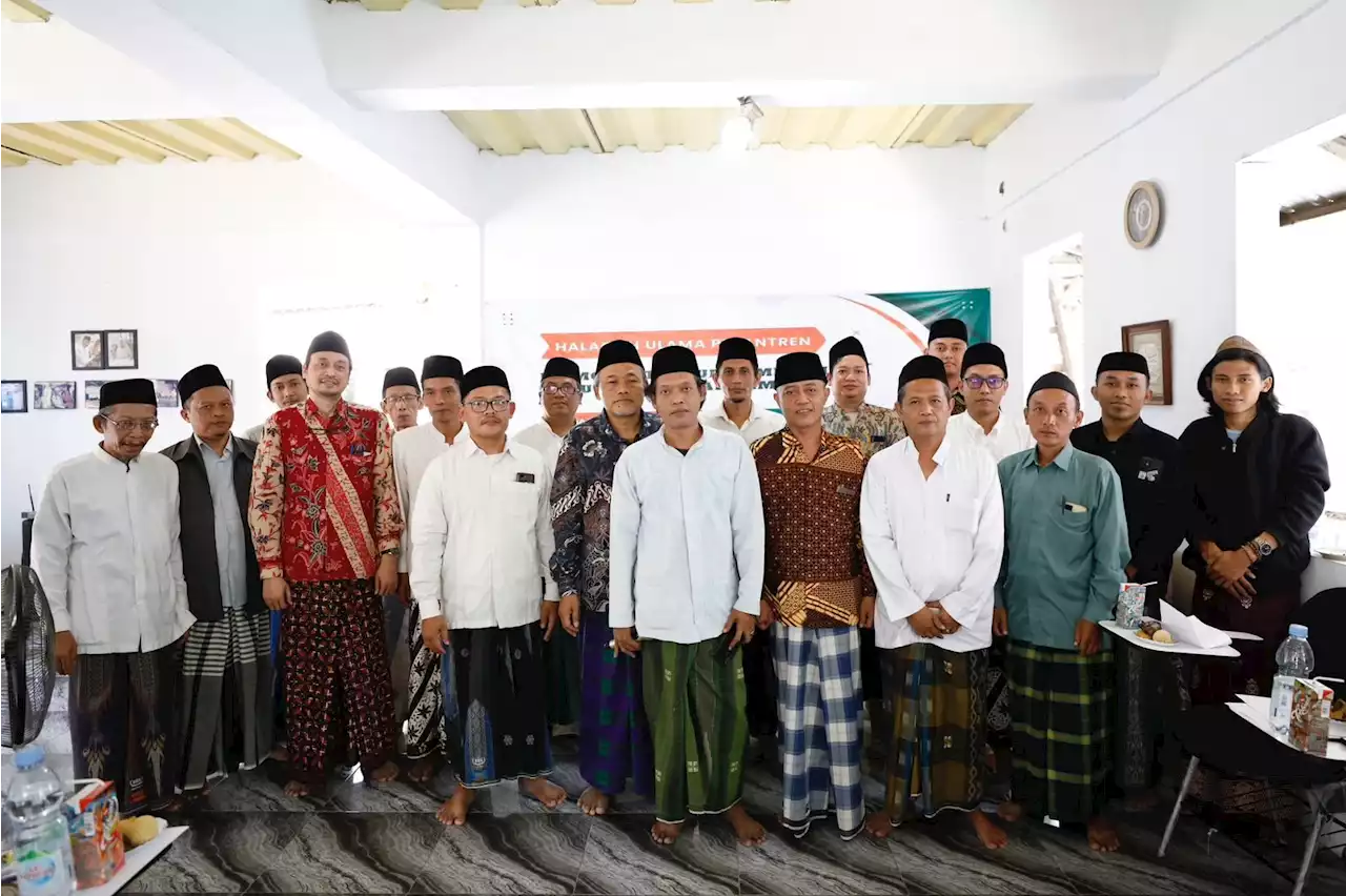 Ulama & Kiai Cirebon Percaya Ganjar Mampu Rawat Kebinekaan Dengan Moderasi Beragama