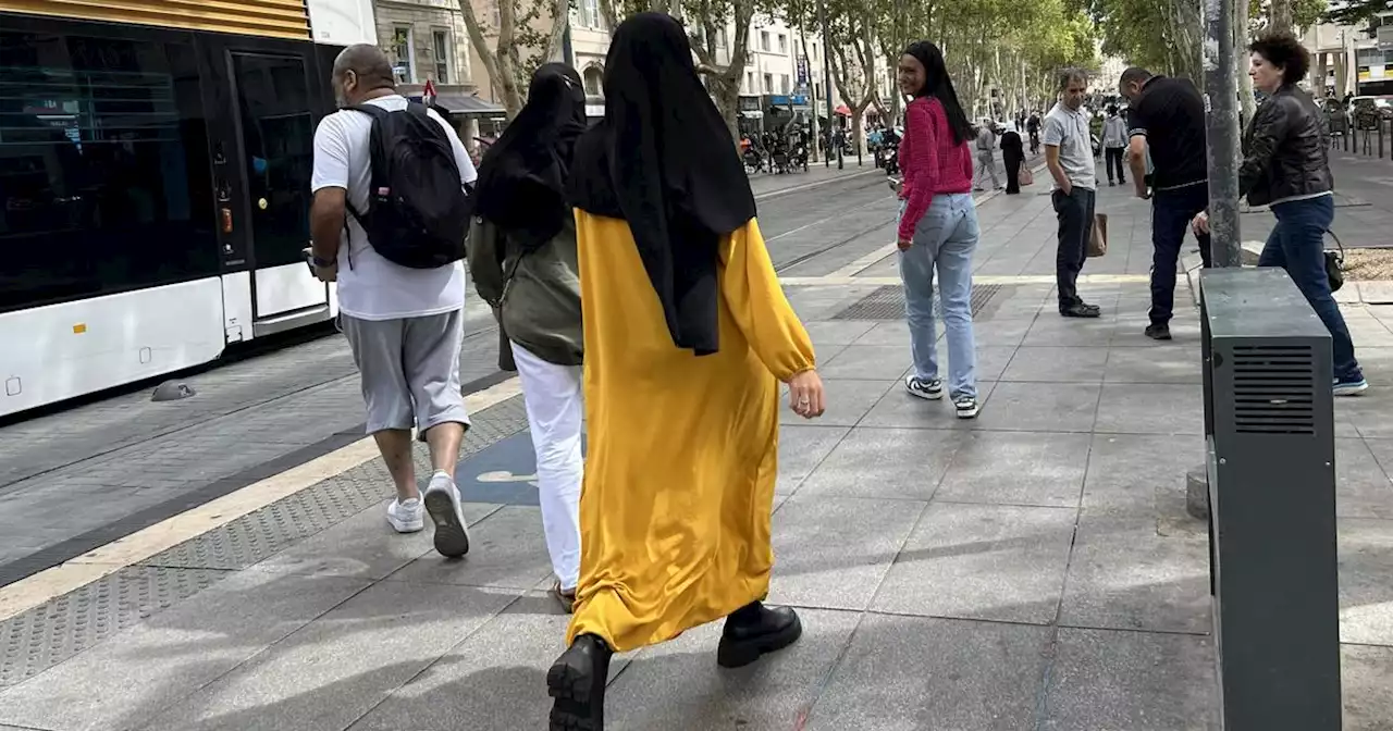 Abaya à l’école : le Conseil d'État rejette un second référé contestant son interdiction