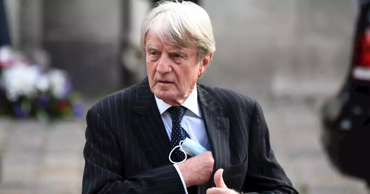 «Le pape n'apporte pas de solution» : quand Bernard Kouchner déplore le «problème de l'immigration»