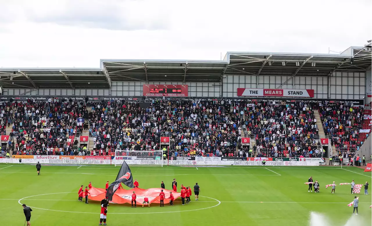 16 photos of Preston North End fans supporting their team at Rotherham