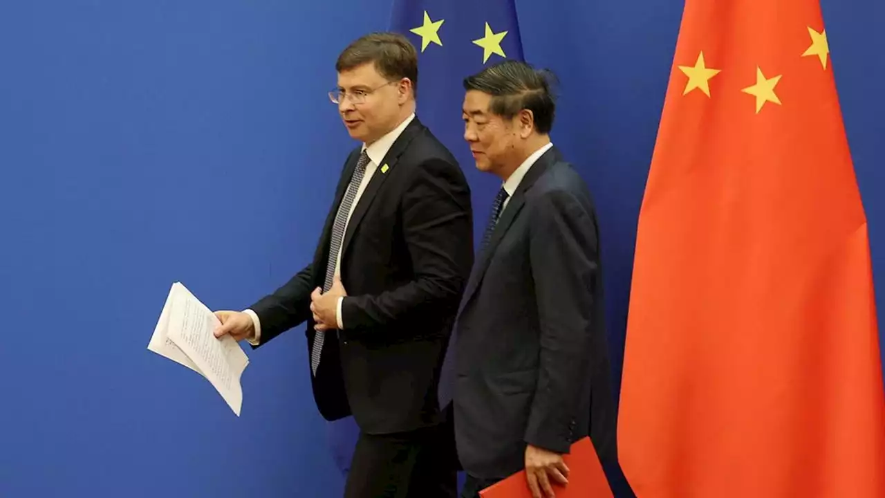 A Pékin, le commissaire européen promet plus de fermeté contre les pratiques « déloyales » de la Chine