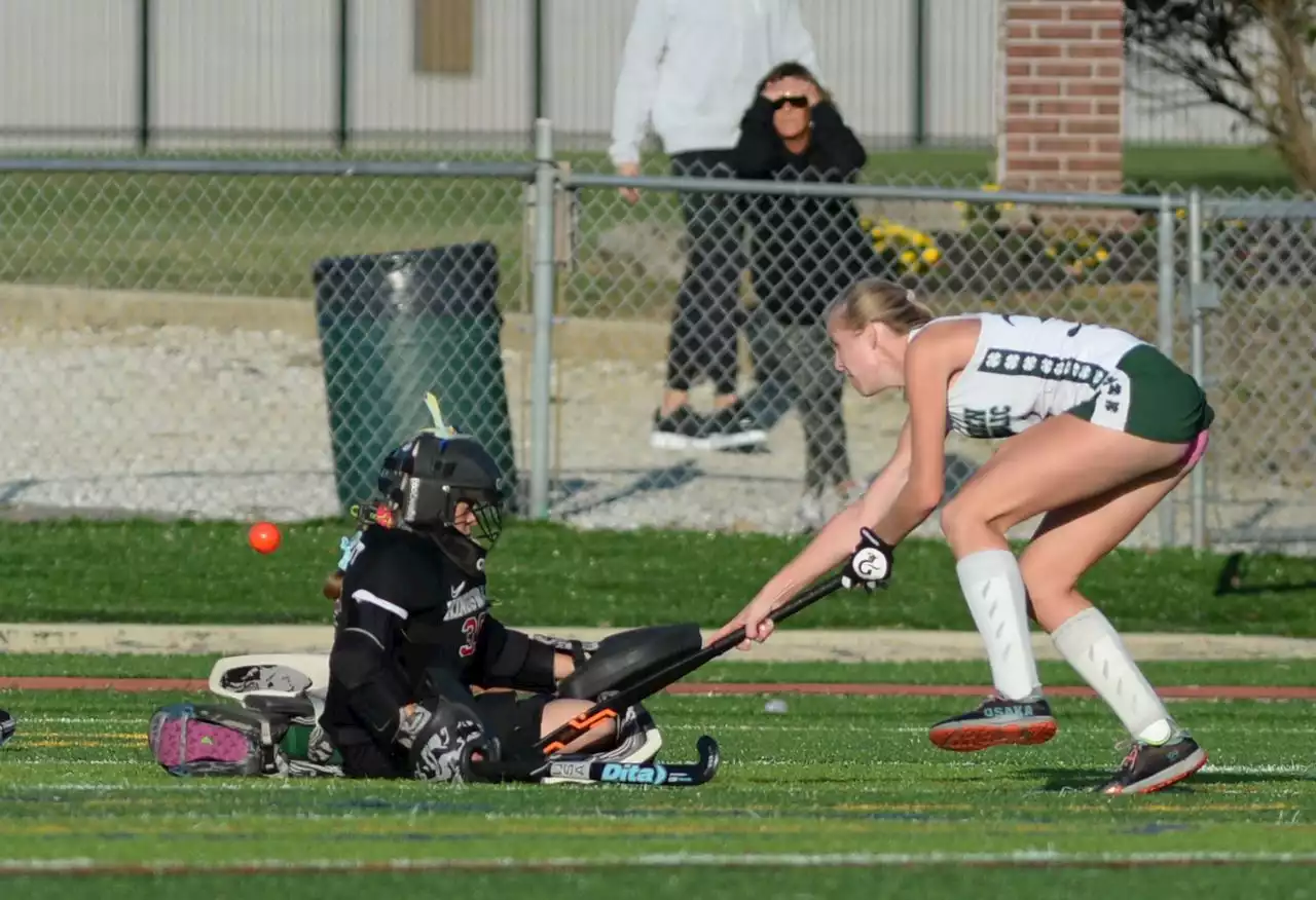 National HS Invitational field hockey: No. 2 Camden Catholic, No. 11 Ridge roll on Day 3