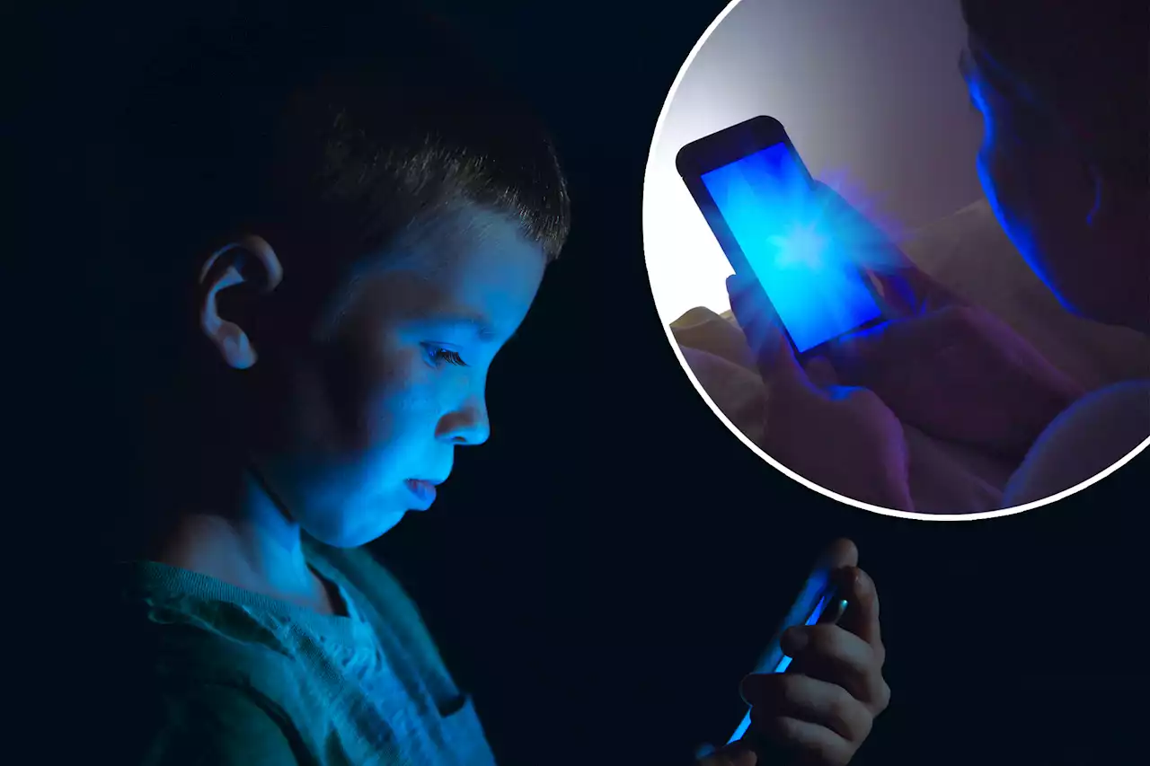 Blue light from phones, tablets and TVs may induce early puberty: study