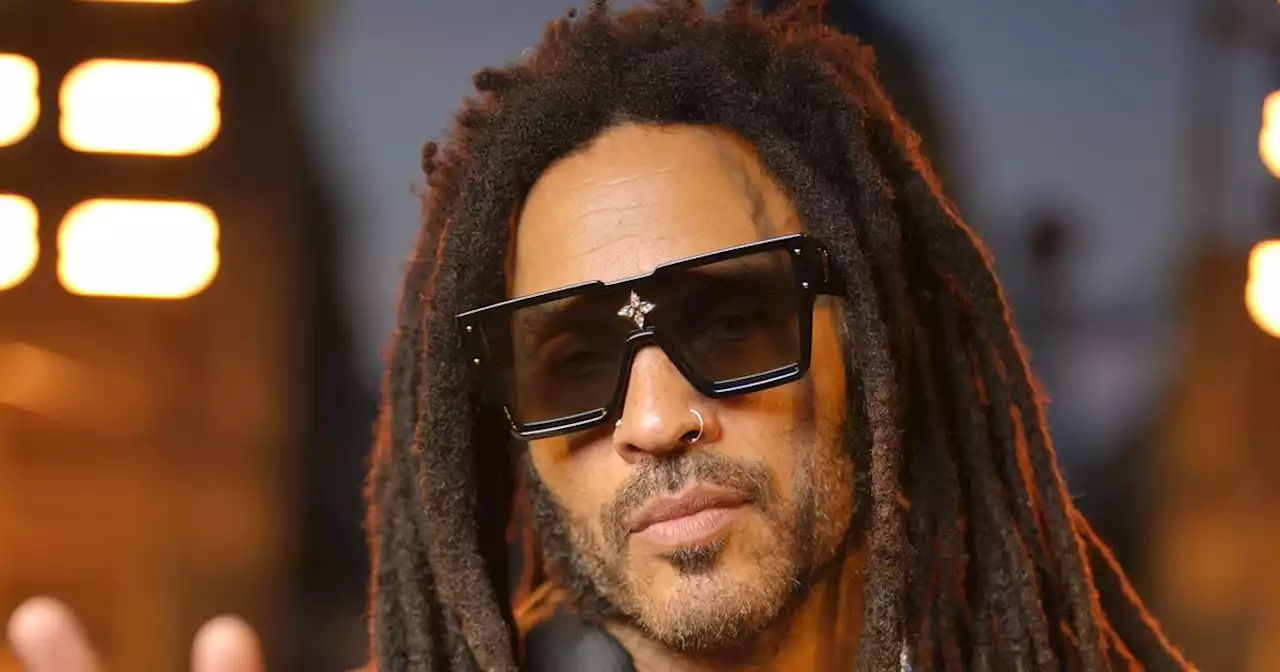 It’s Lenny Kravitz Scarf Season, and We’re Just Living in It