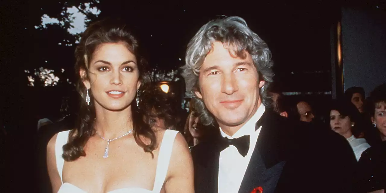 Cindy Crawford Says She Had to ‘Mold’ Herself to Richard Gere While They Were Together