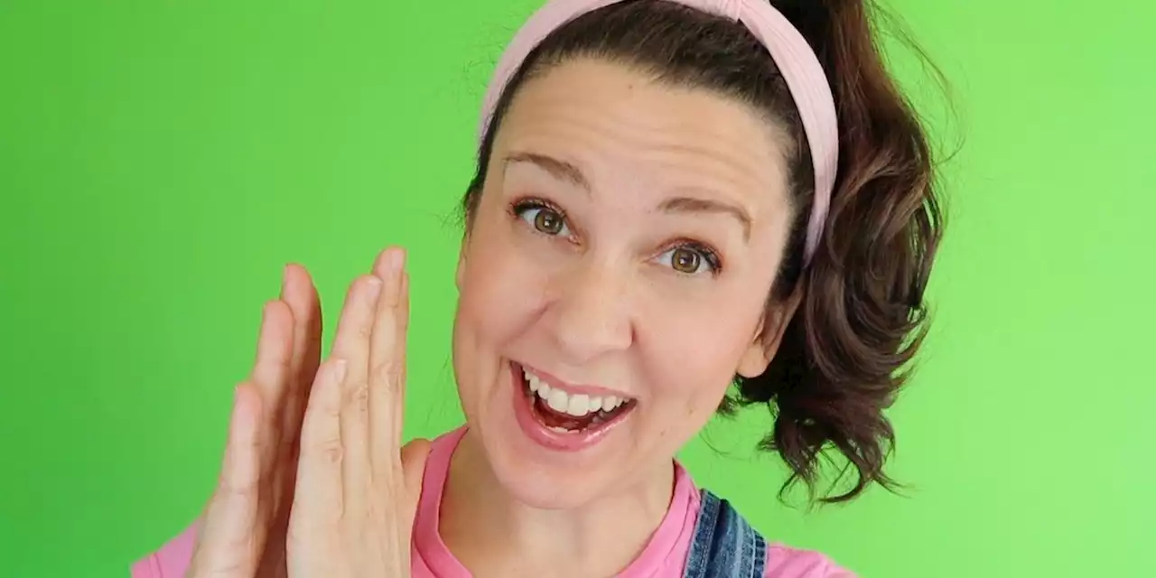 Who Is Ms. Rachel: The Preschool YouTuber (& Her 'Controversy') Explained