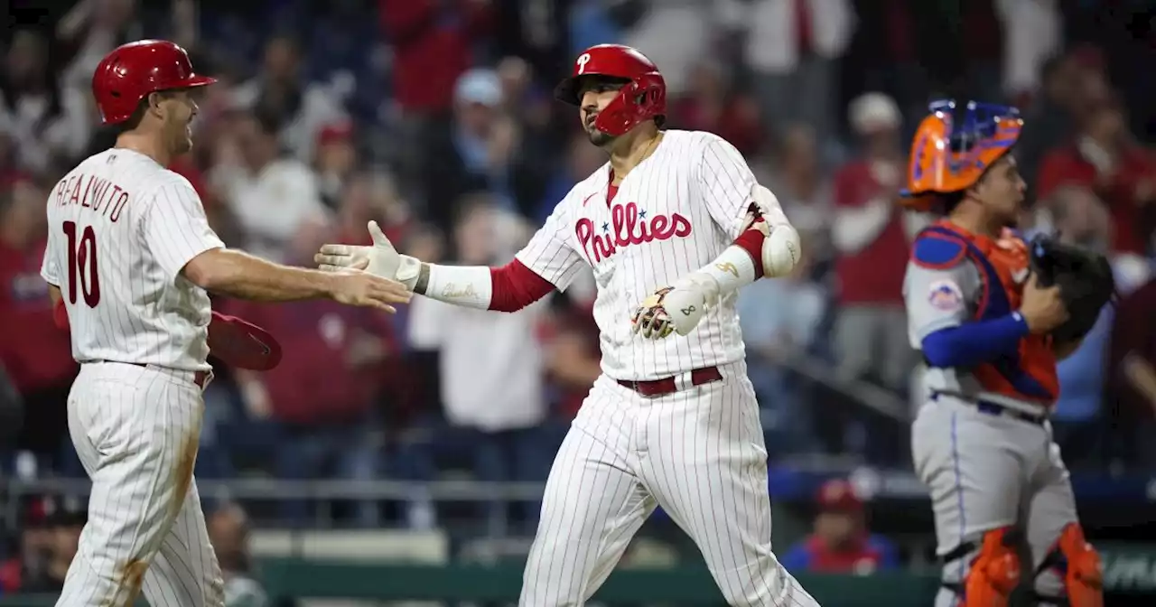 Castellanos estalla jonrón, Sánchez poncha a 10; Filis acaricia playoffs al vencer 5-2 a Mets