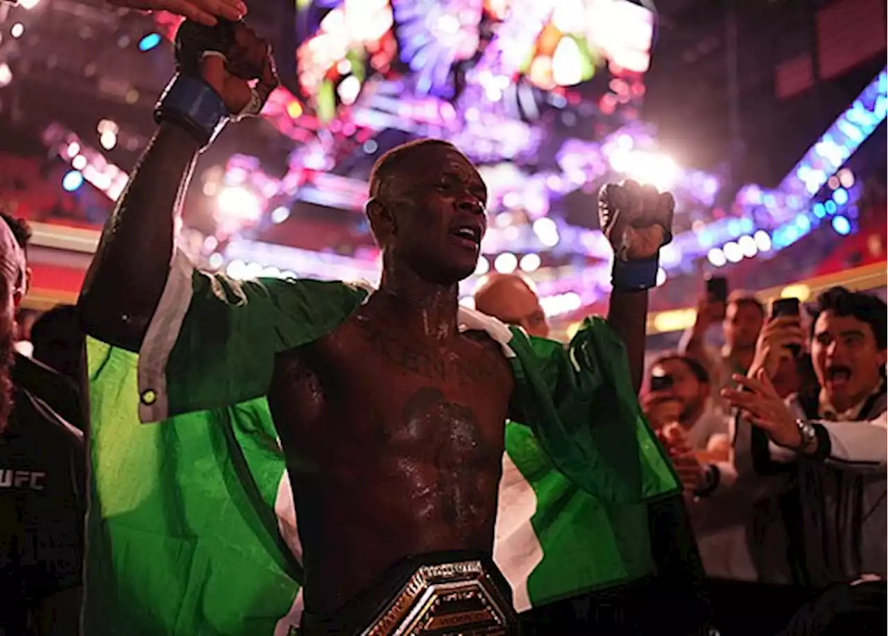 Ex-UFC Champ Israel Adesanya Pleads Guilty to Drinking and Driving in New Zealand