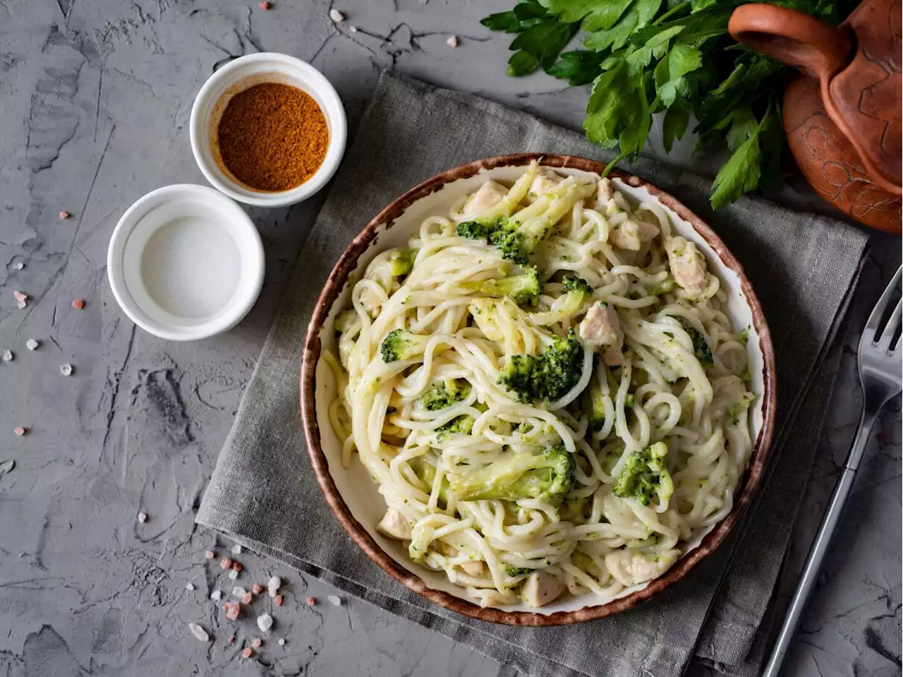 Ce dîner riche en fibres prêt en 25 minutes améliore la digestion et le sommeil