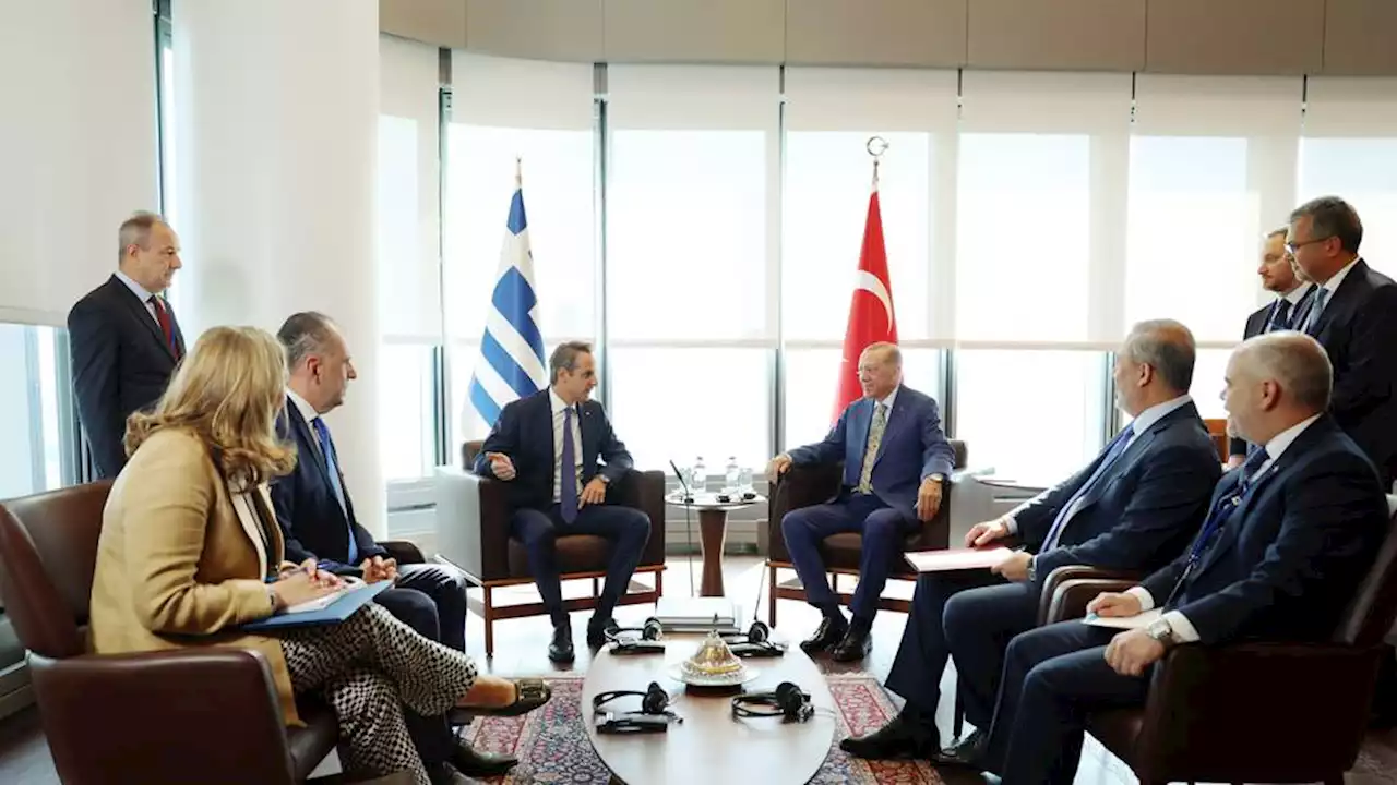 Greece highlights importance of communication channels set up with Türkiye