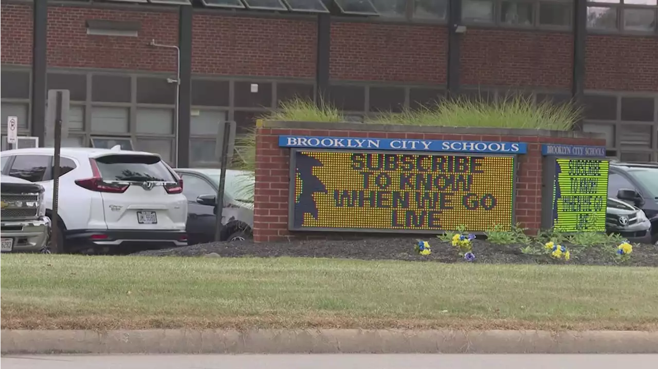 Ohio high school football coach resigns after team used racist, antisemitic language during a game