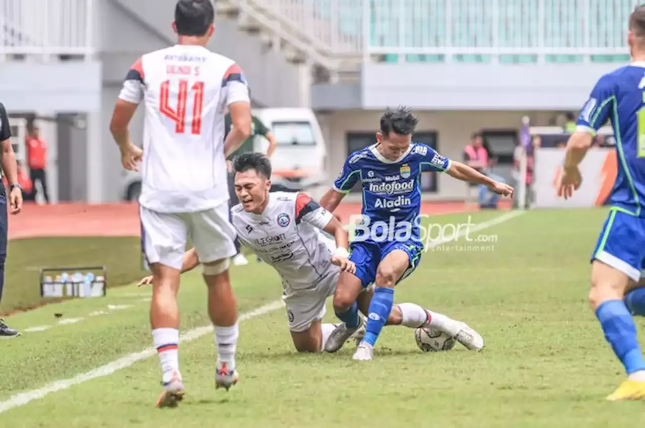 Bojan Hodak Ungkap Kondisi Pemain Persib Jelang Lawan Persita, Termasuk Beckham Putra