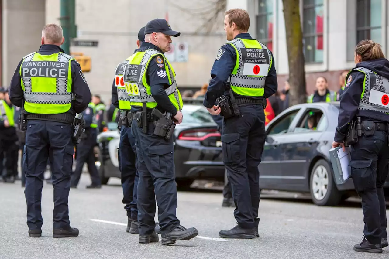 Vancouver police will begin wearing body cameras this fall