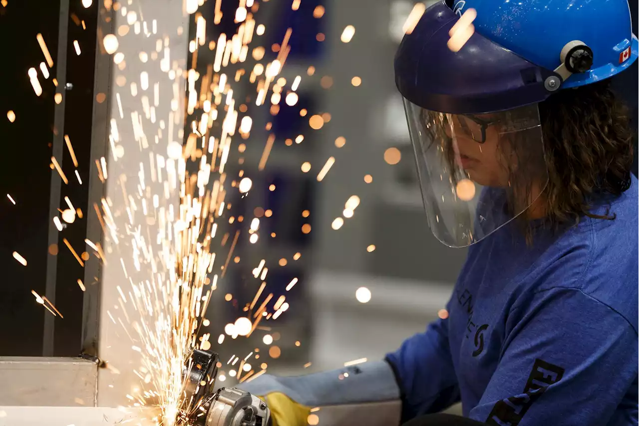 Alberta says $12.4M will create nearly 2,000 apprenticeship positions