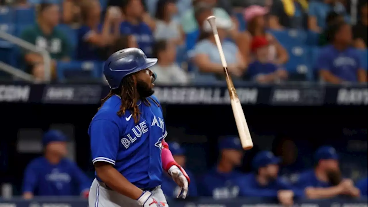 What is the Toronto Blue Jays' magic number to clinch a playoff spot?