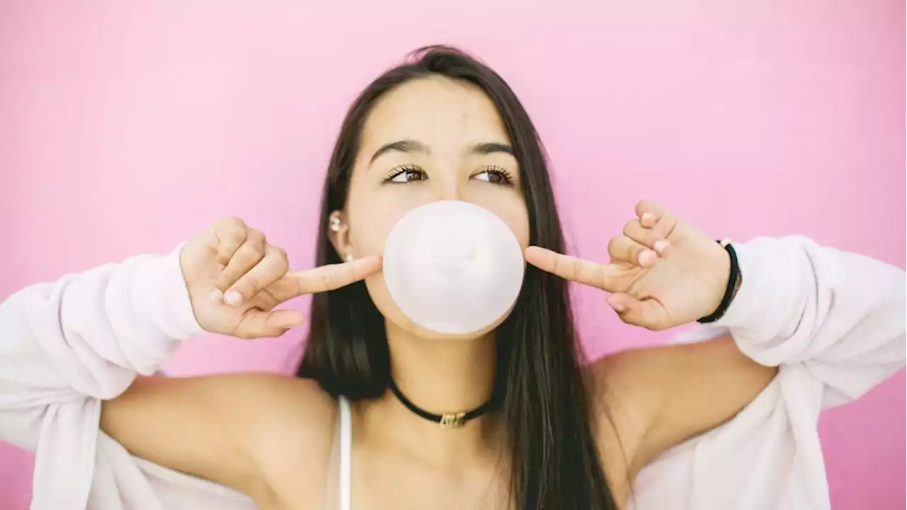 What happens after you swallow gum? Experts weigh in