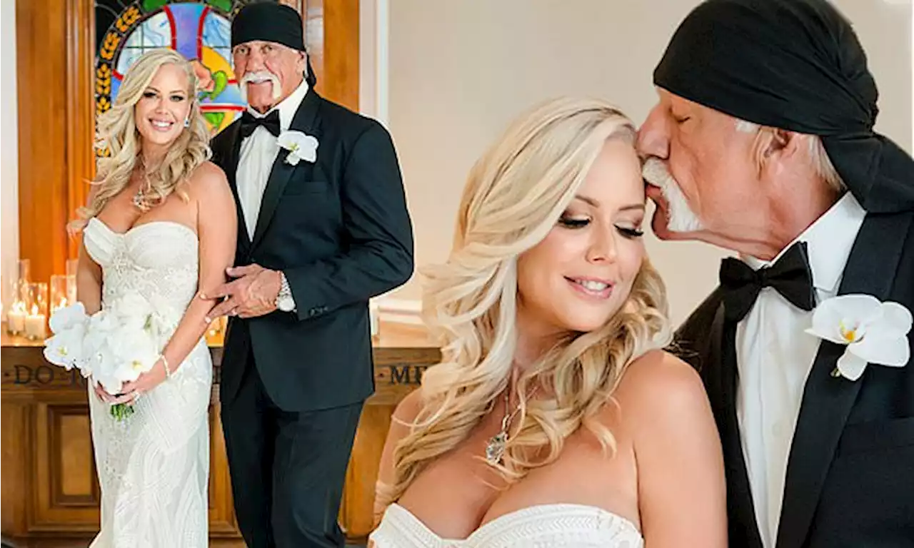 Hulk Hogan Gets Married in Intimate Ceremony