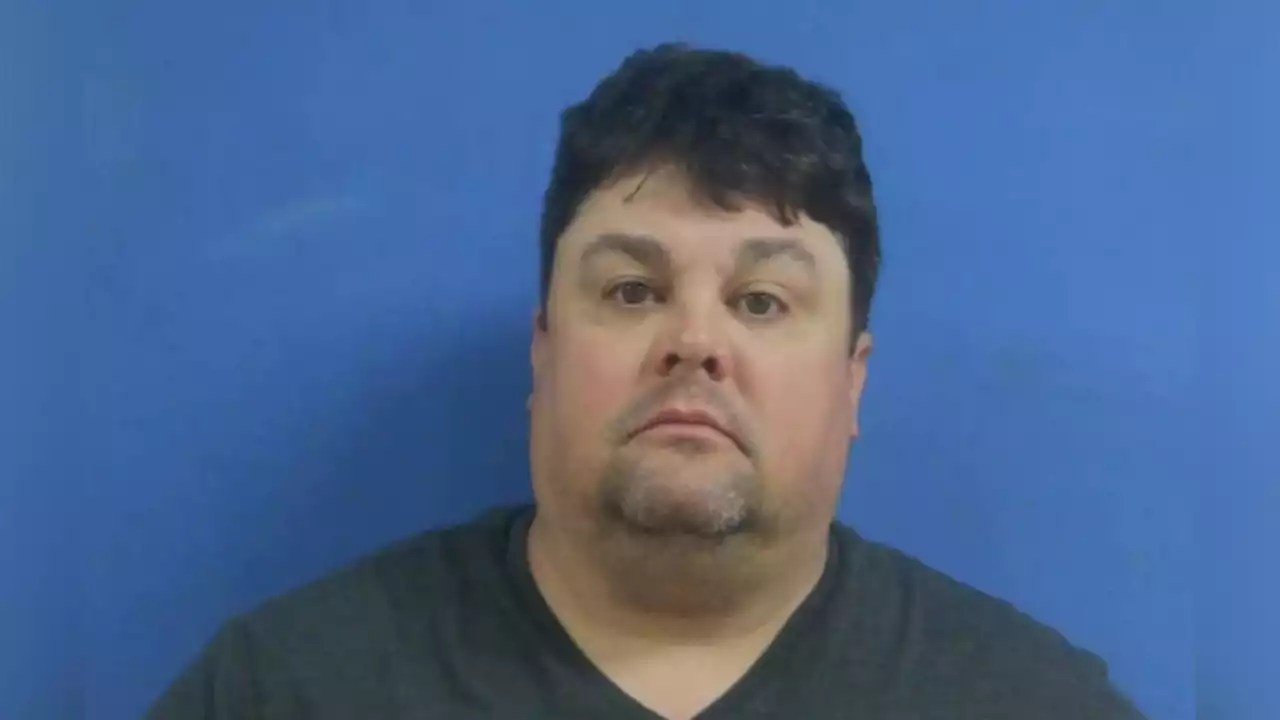 Tennessee mayor charged with assault after allegedly body slamming girlfriend's son over yard work payment