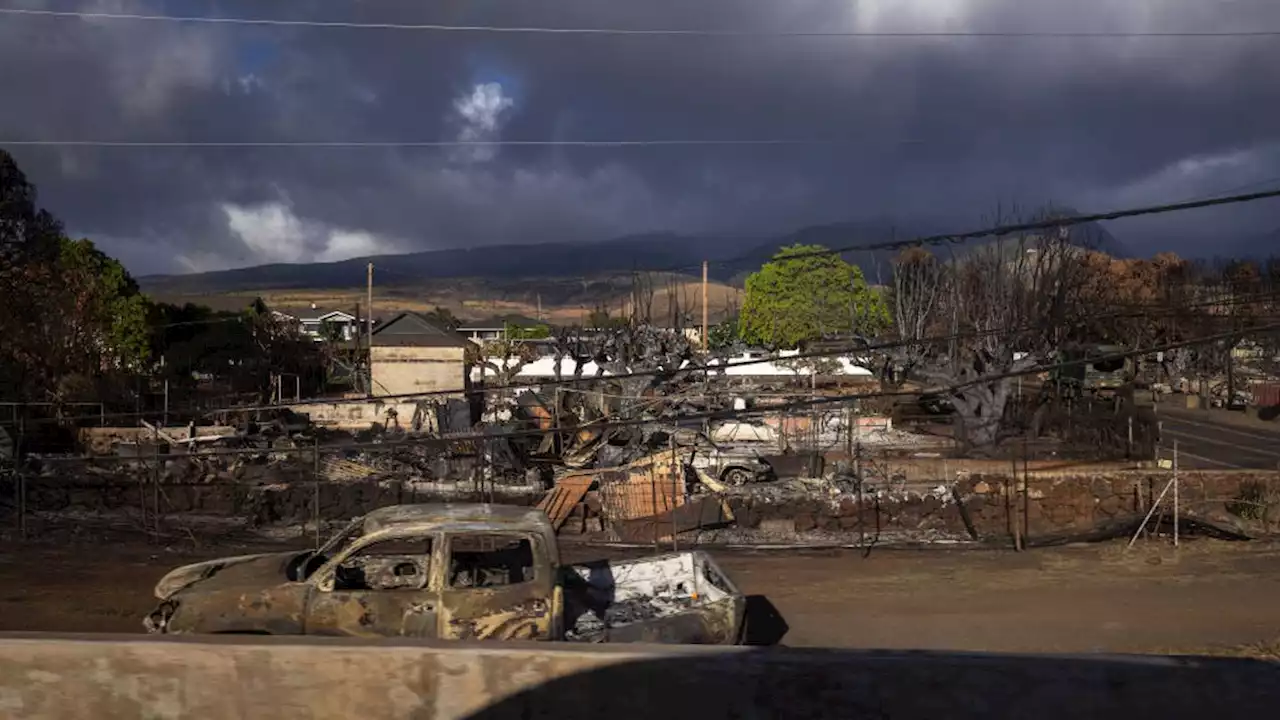 Hawaii wildfires: First group of residents return to Lahaina
