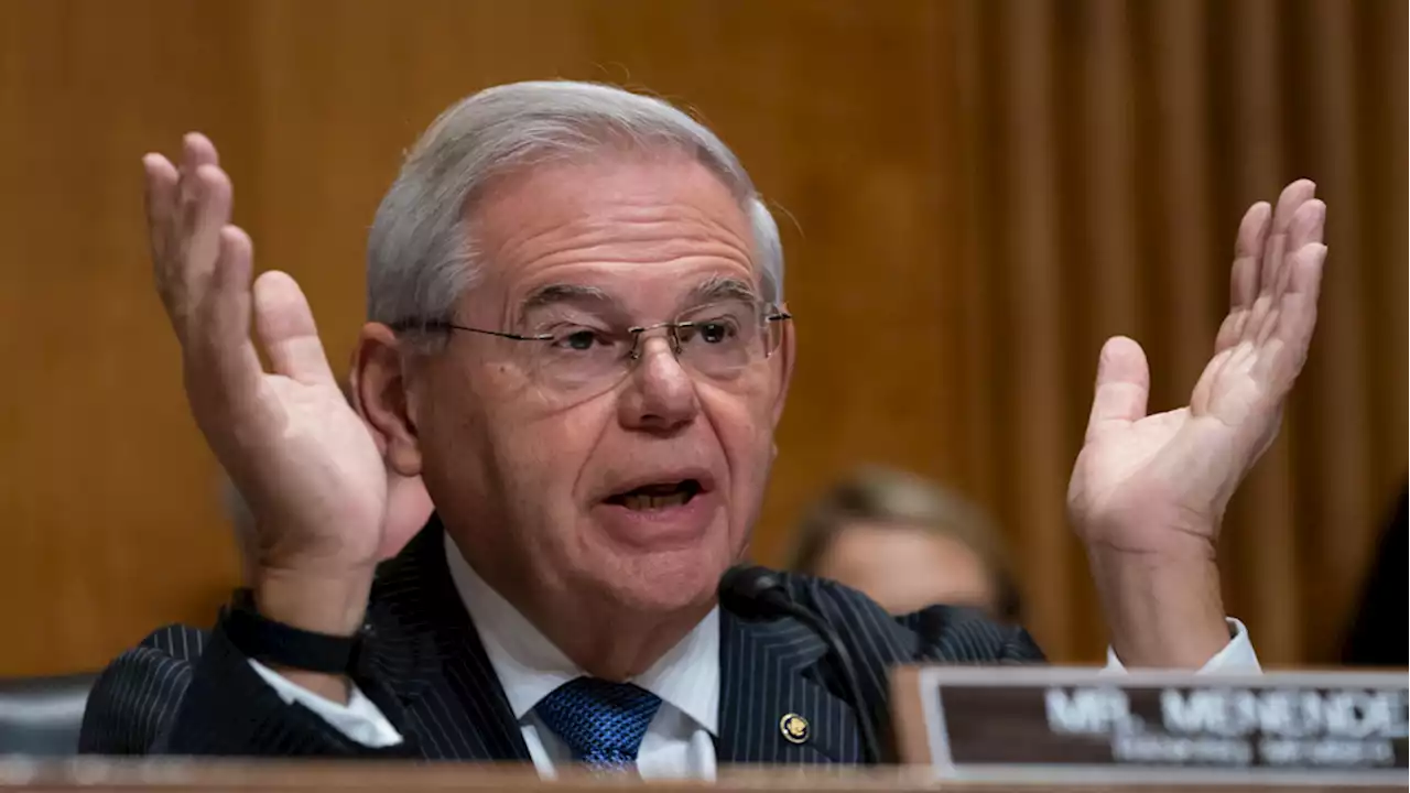 Sen. Cory Booker calls on Sen. Bob Menendez to resign amid bribery charges