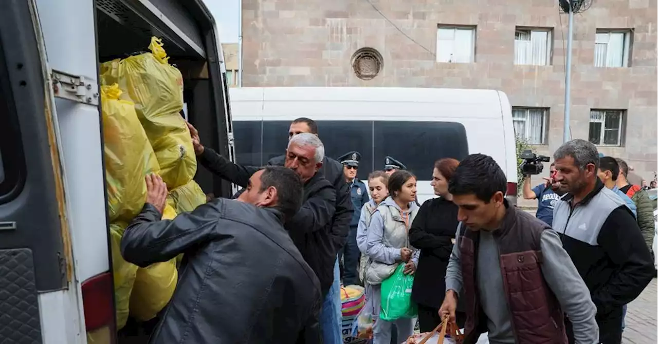 Après la capitulation du Nagorny Karabakh, l'exode des habitants